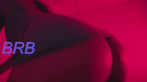 Snapshot of holly_16 chatting on 2, 2, 2025 holly_16 online show from 2, 2, 2025