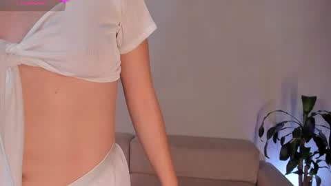 holly    online show from 10, 7, 2026