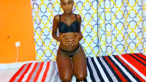 hollylyn online show from 21, 10, 2025