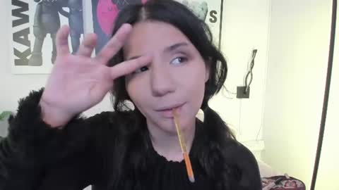 Snapshot of hollypeach_ chatting on 16, 6, 2026 hollypeach_ online show from 16, 6, 2026