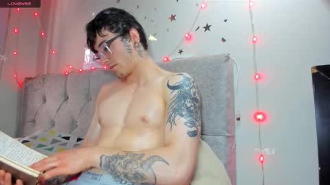 Snapshot of hollypurple chatting on 1, 2, 2026 Hades and Persefone online show from 1, 2, 2026