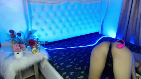 STACEYY XX online show from 7, 10, 2025