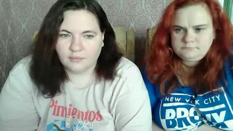 HollyXEva online show from 9, 4, 2026