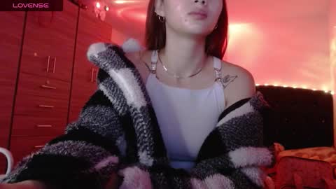 Snapshot of holy_juli2 chatting on 15, 10, 2025 Juli online show from 15, 10, 2025