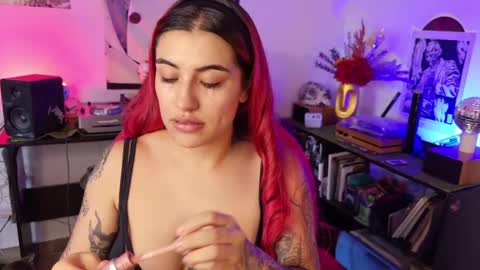   online show from 18, 5, 2026