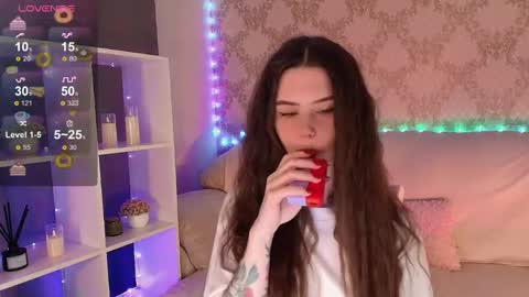 Mia online show from 5, 6, 2026