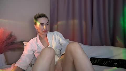 Snapshot of holyyy_fuck chatting on 18, 4, 2026 Vicky my another account here - desperate clit online show from 18, 4, 2026