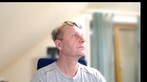 Snapshot of hondowill chatting on 8, 1, 2025 Bernd online show from 8, 1, 2025