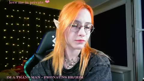Honelints boyblonde hair AsterMIntfemboybrown hair online show from 22, 1, 2025