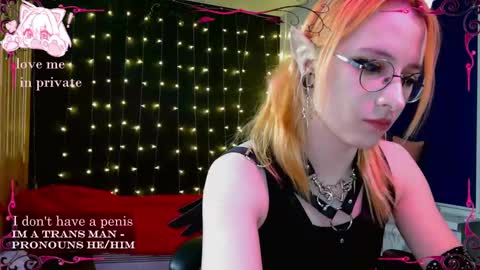 Honelints boyblonde hair AsterMIntfemboybrown hair online show from 11, 3, 2025