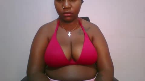 honey_beb online show from 11, 10, 2025