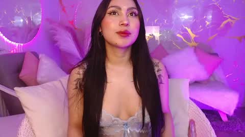 Snapshot of honey_doll_x chatting on 23, 4, 2026 honey_doll_x online show from 23, 4, 2026