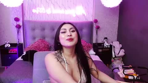 Snapshot of honey_doll_x chatting on 15, 5, 2026 honey_doll_x online show from 15, 5, 2026
