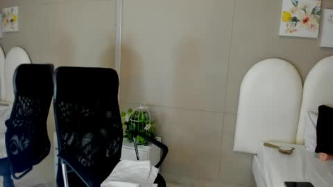 Snapshot of honey_hex_ chatting on 29, 5, 2026 honey_hex_ online show from 29, 5, 2026
