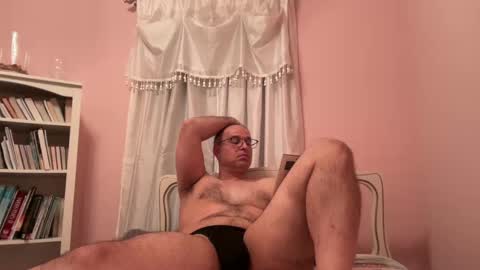 Snapshot of honey_man14 chatting on 24, 9, 2025 honey_man14 online show from 24, 9, 2025
