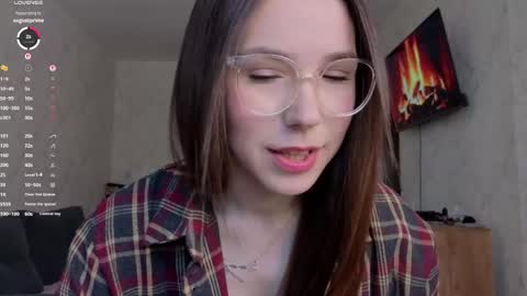 Snapshot of honey_peachy chatting on 10, 5, 2026 honey_peachy online show from 10, 5, 2026