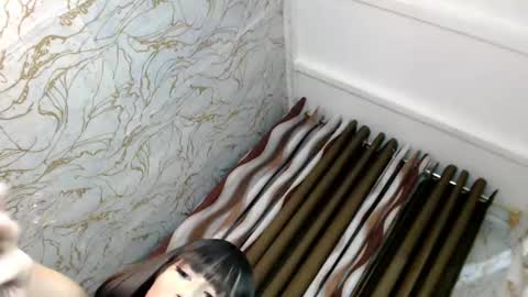 honey_swellens online show from 10, 2, 2026