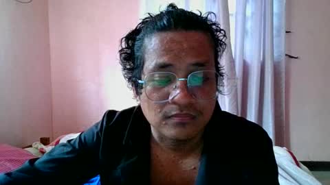 Snapshot of honeybee_xq chatting on 17, 5, 2026 Honeybee online show from 17, 5, 2026