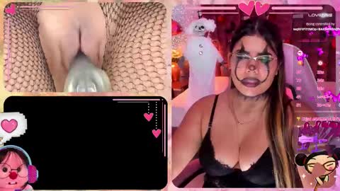 Snapshot of honeyboo__ chatting on 31, 10, 2025 Lucero online show from 31, 10, 2025