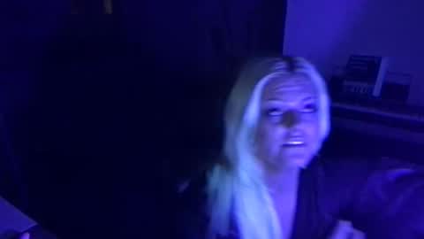 Snapshot of honeybuhnny chatting on 27, 2, 2026 honeybuhnny online show from 27, 2, 2026