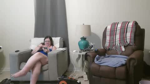 Honey online show from 27, 2, 2025