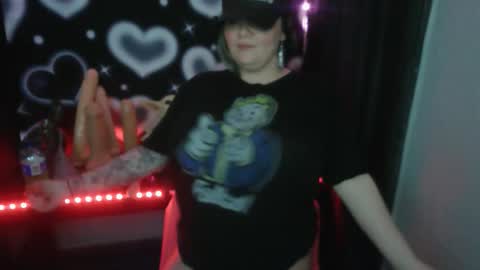 Snapshot of honeychambers chatting on 14, 3, 2026 honeychambers online show from 14, 3, 2026