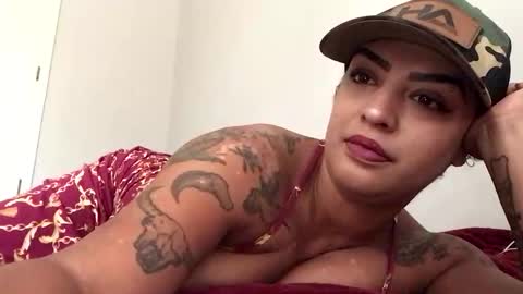 Snapshot of honeycutt1993 chatting on 14, 1, 2026 honeycutt1993 online show from 14, 1, 2026