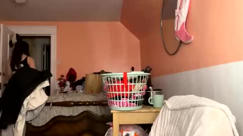 HoneyDrippinBunny online show from 9, 3, 2026