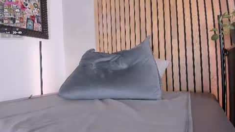 Snapshot of honeyhot69__ chatting on 6, 7, 2026 Sofia independent model online show from 6, 7, 2026
