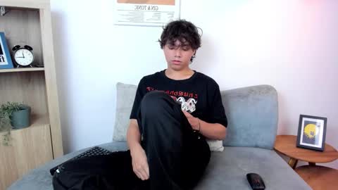 honeymoon_sariel online show from 5, 2, 2026