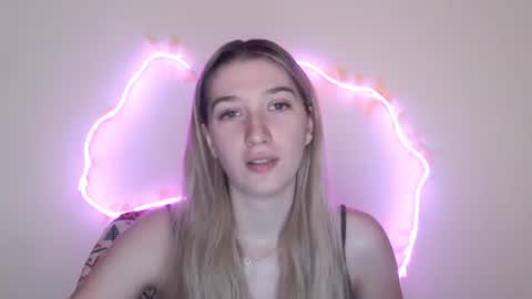 Snapshot of honeyveil chatting on 21, 7, 2026 honeyveil online show from 21, 7, 2026