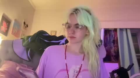 Emi Rose online show from 20, 2, 2026