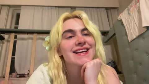 Emi Rose online show from 1, 4, 2026