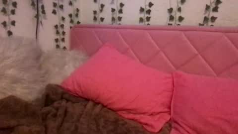 honeyyy89 online show from 14, 3, 2026