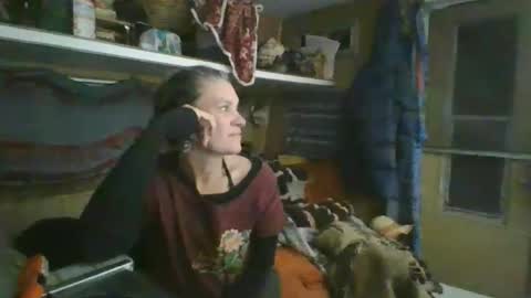 hoodoou online show from 11, 2, 2026