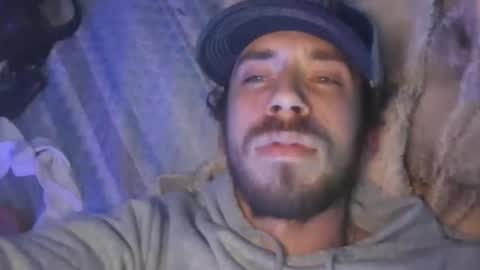 Snapshot of hook022812 chatting on 14, 11, 2025 CapnHook online show from 14, 11, 2025