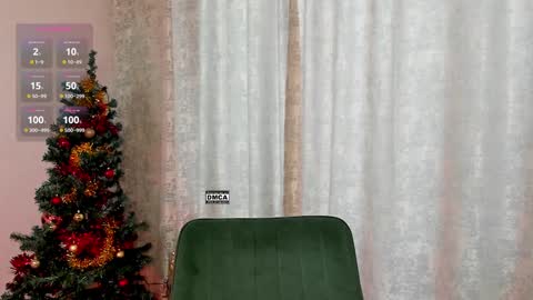 Snapshot of hoot_owl_cb chatting on 5, 1, 2025 Karina online show from 5, 1, 2025
