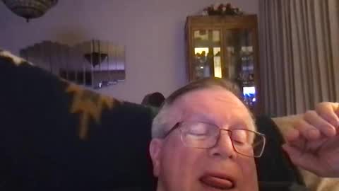 Snapshot of horndog69b chatting on 18, 1, 2026 horndog online show from 18, 1, 2026