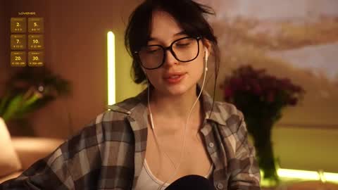 Horney Jozy online show from 8, 4, 2026