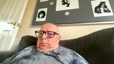 Cum suck Me off online show from 27, 3, 2026