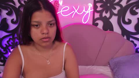 CATALINA Y LAURA  online show from 12, 3, 2025