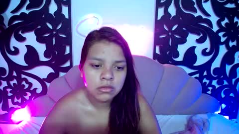 CATALINA Y LAURA  online show from 23, 9, 2025