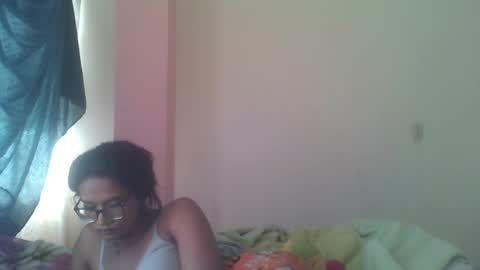 Snapshot of horny_brii chatting on 25, 6, 2026 horny_brii online show from 25, 6, 2026