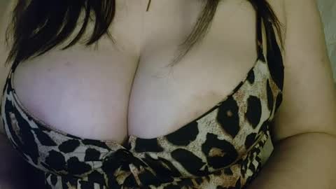 Snapshot of horny_emily1 chatting on 19, 4, 2026 call me emily online show from 19, 4, 2026