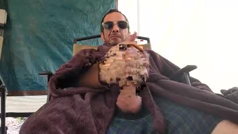 Snapshot of horny_funtime chatting on 11, 4, 2026 James online show from 11, 4, 2026