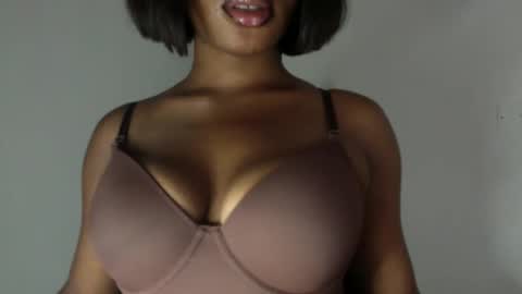 delilah online show from 29, 5, 2026