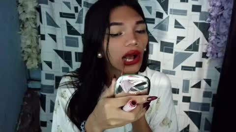 Rhiana online show from 15, 4, 2026