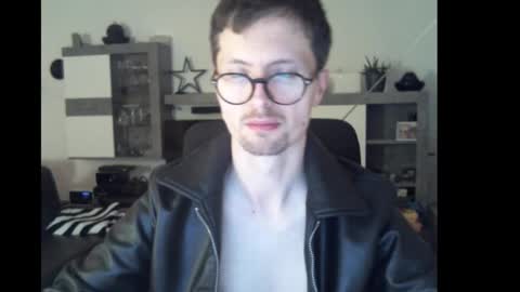 Snapshot of horny_sexy_1 chatting on 28, 10, 2025 horny_sexy_1 online show from 28, 10, 2025