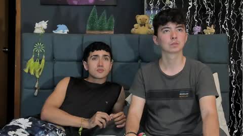 Alex and Camilo online show from 6, 1, 2025