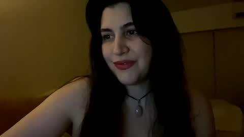 Snapshot of hornybaby675 chatting on 5, 12, 2025 Tina baby online show from 5, 12, 2025